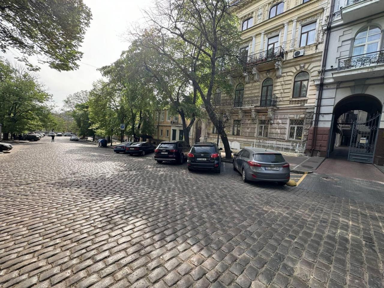 D5 Апартаменти